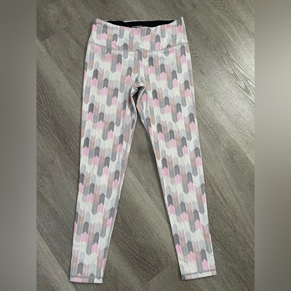 Victoria Sport Zigzag Patterned Leggings - multicolore size M - Picture 1 of 4